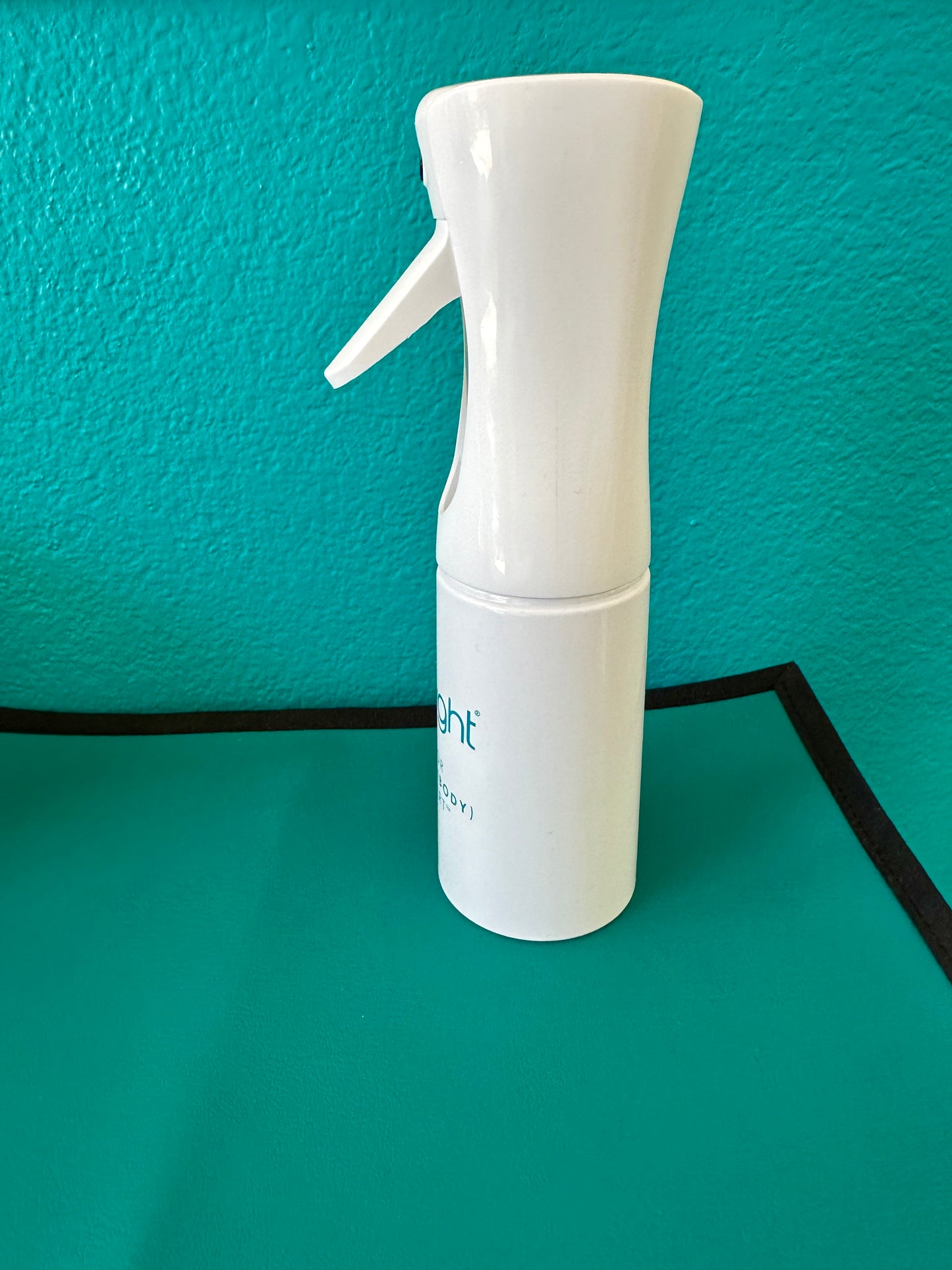 Continuous Spray Bottle